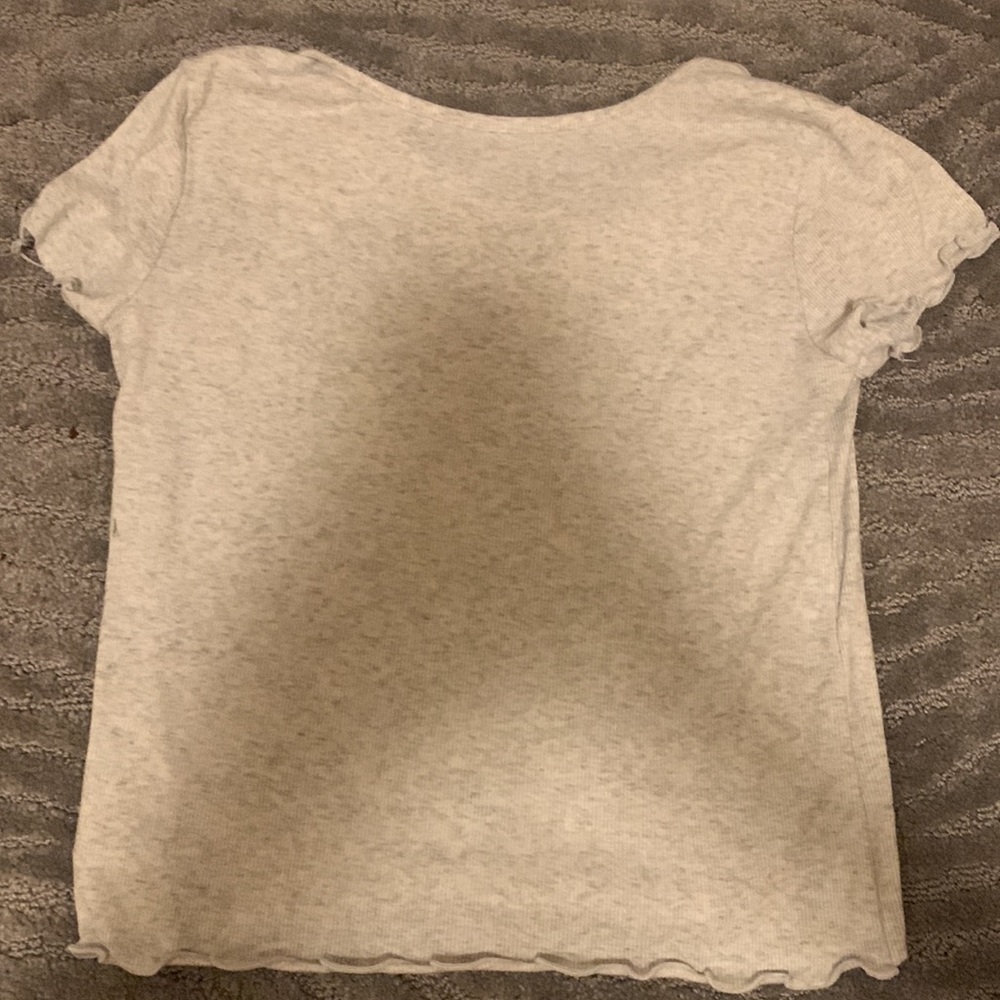 Gray top - Picture 2 of 2